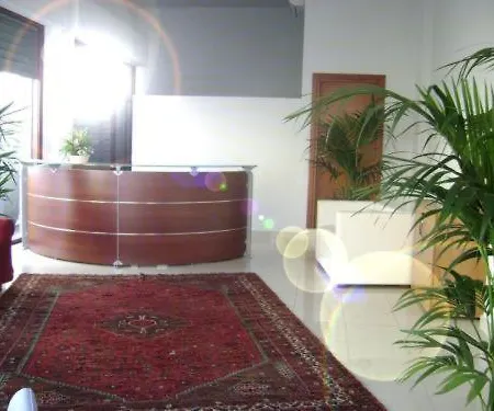 Montegrappa Apart Otel 2*